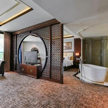 Boton Blue Hotel & Spa Nha Trang Room photo
