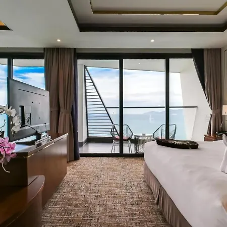 Boton Blue Hotel & Spa Nha Trang Room photo