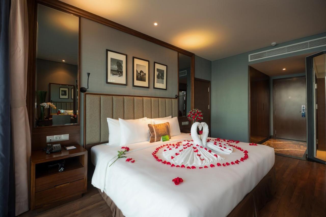 Boton Blue & Hotel