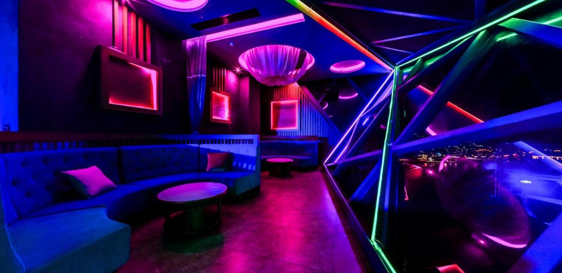 Boton Blue & Hotel 5*