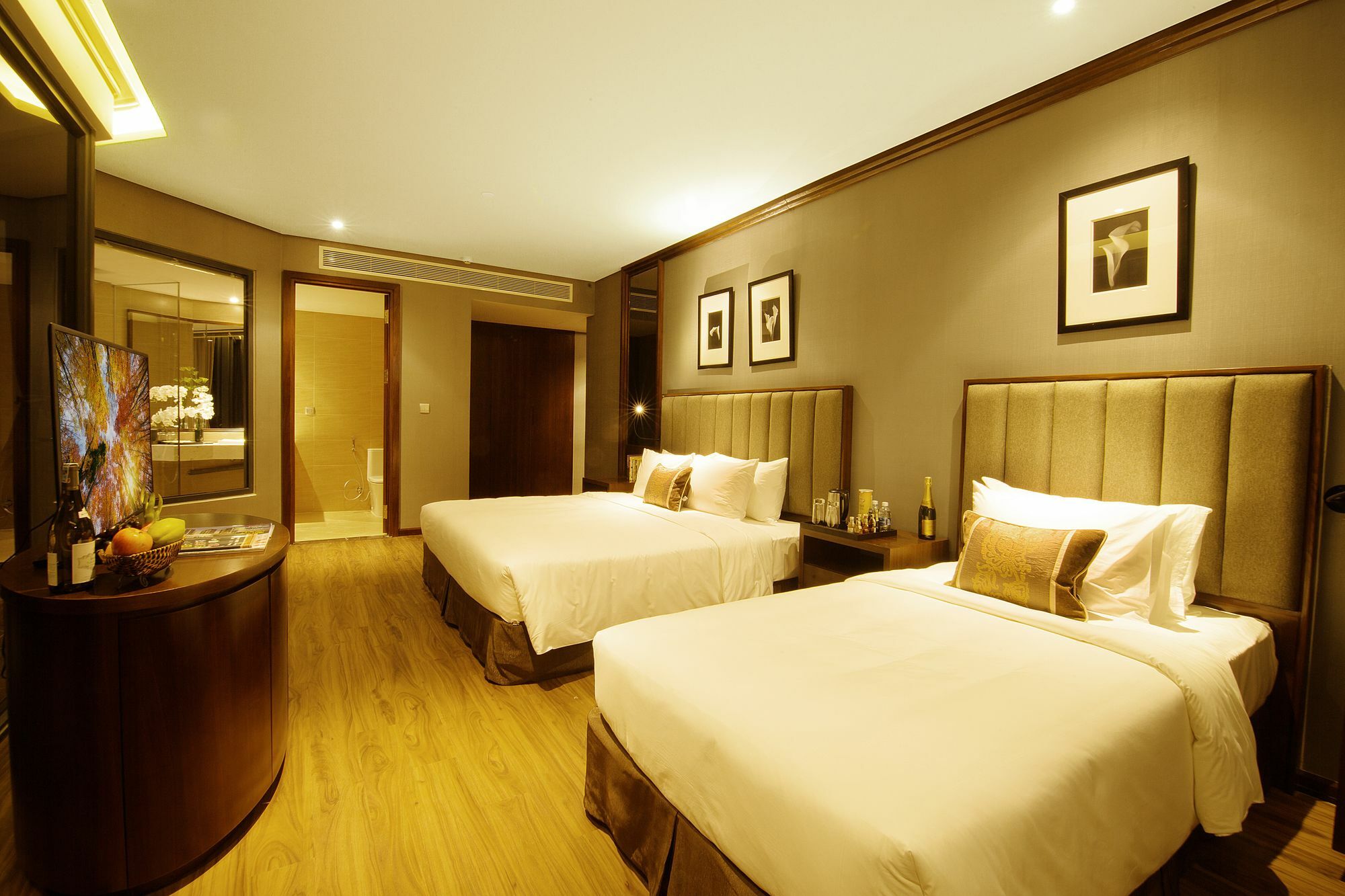 Boton Blue & Hotel 5*